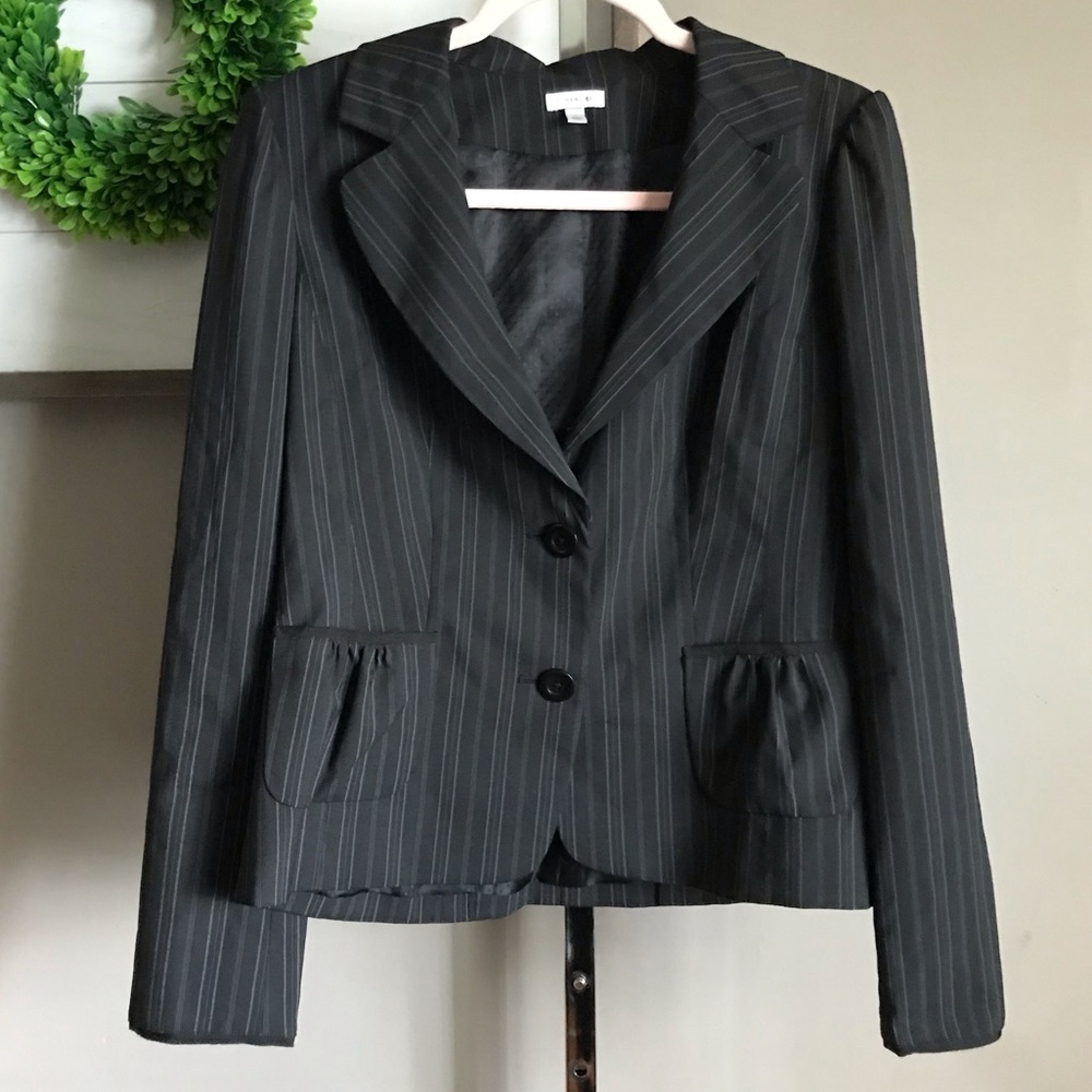 Semantiks Black 2 button blazer sz 8 women nwt